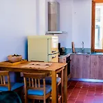 Chai Chateau Viticole Avec Piscine Dans Le Sud De La France 아파트 *