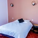 Chai Chateau Viticole Avec Piscine Dans Le Sud De La France 아파트