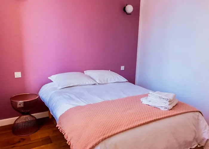 Chai Chateau Viticole Avec Piscine Dans Le Sud De La France Apartamento *