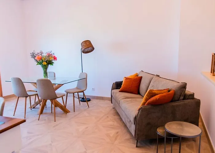 Chai Chateau Viticole Avec Piscine Dans Le Sud De La France 아파트 Bélesta